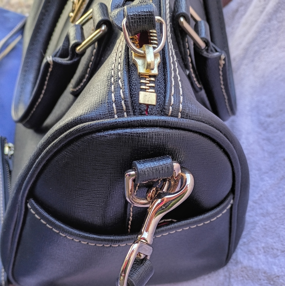 Dooney & Bourke Black Safiano Side Pocket Satchel with Matching Wristlet - Picture 3 of 5